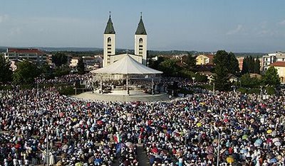Anniversary Crowd shot